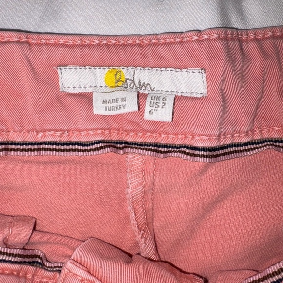 Boden Pink Chino Shorts 6 inch size 2 mom shorts coral - Picture 5 of 7